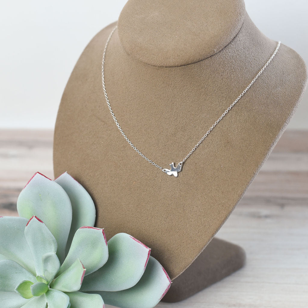 Collier pendentif Colombe de la paix