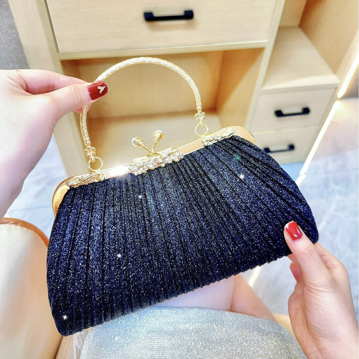 Diamond-Embellished ShoulderCrossbody Handbag For Women With Diamonds On The Strap