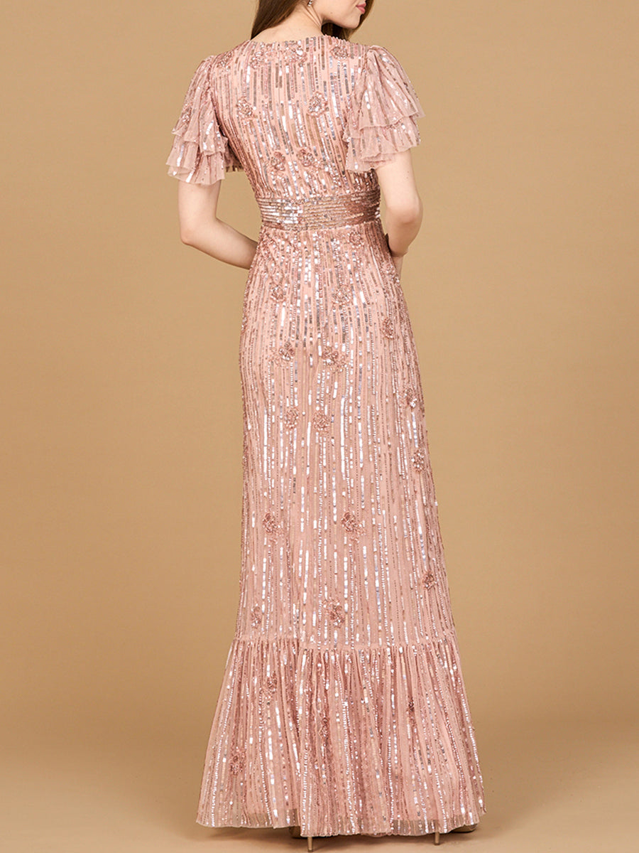 Elegantes perlenbesetztes Kleid mit flatternden Ärmeln