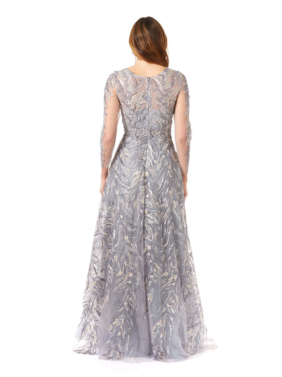 Robe de bal à col montant et manches longues