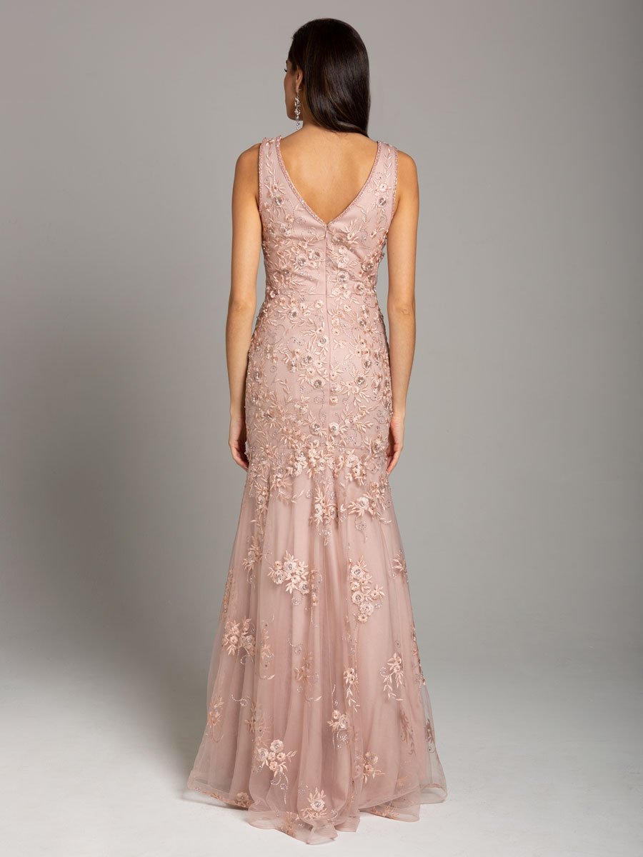 Lara 29869 – Meerjungfrauenkleid mit floralen Spitzenapplikationen