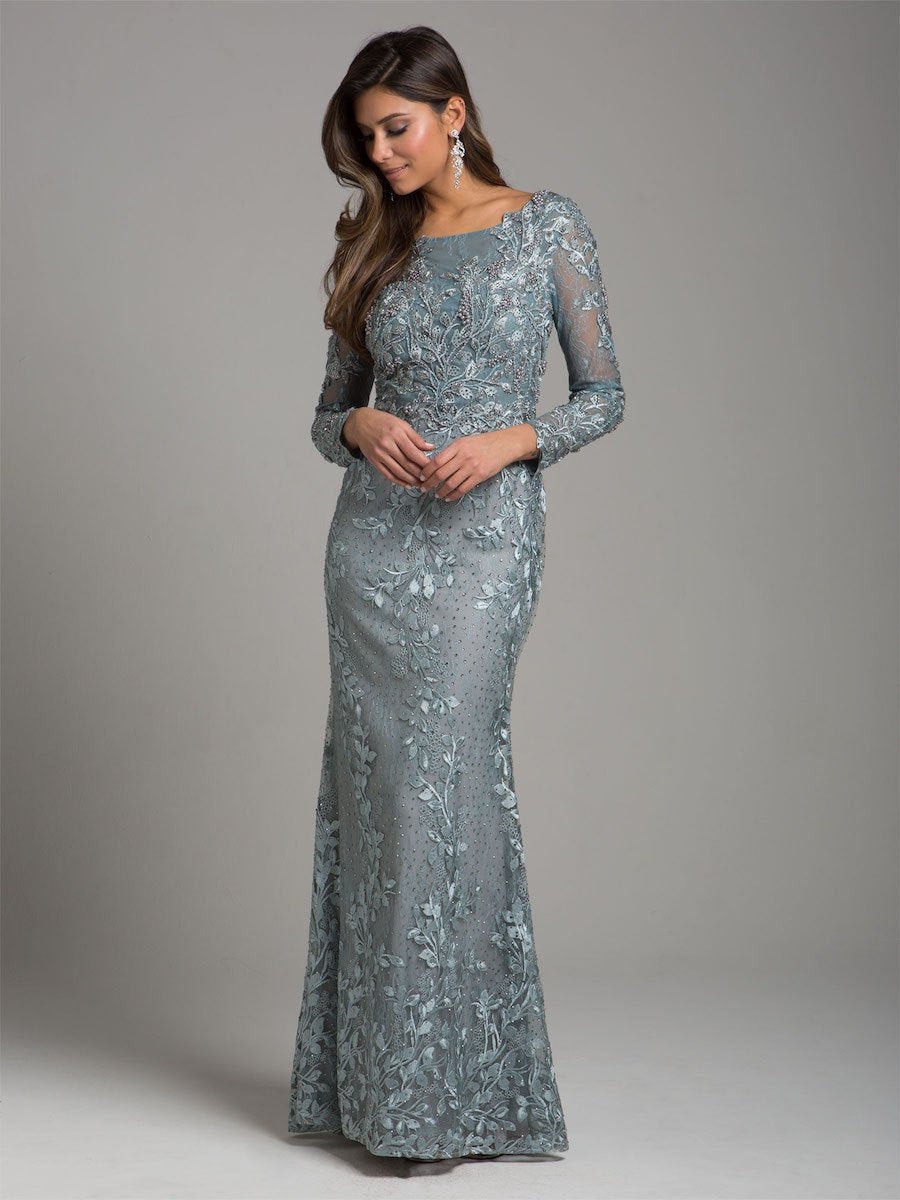 Lara 29924 - Robe en dentelle à manches longues avec appliqués en dentelle