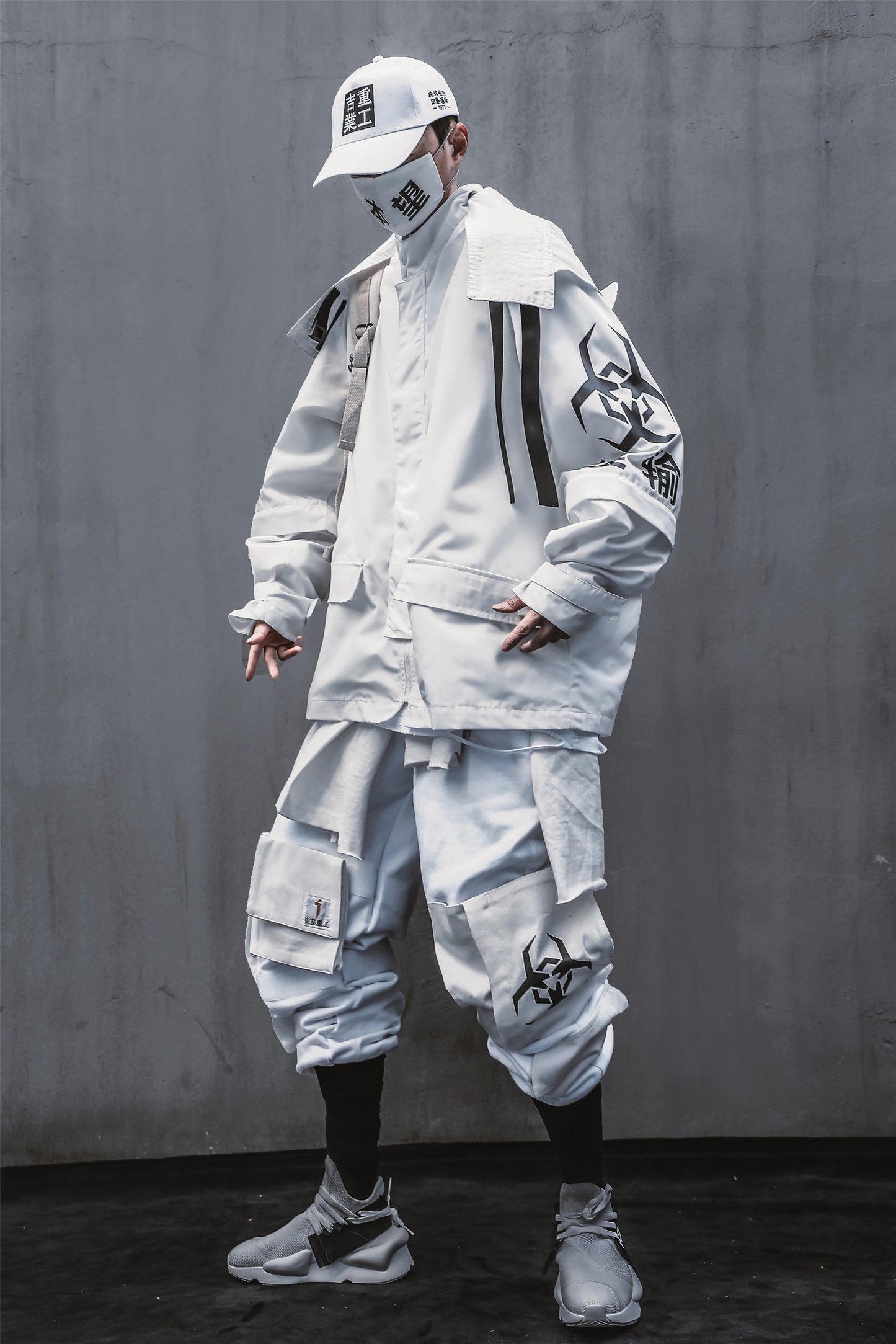 HiJ7 White Atom Bomb Jacket