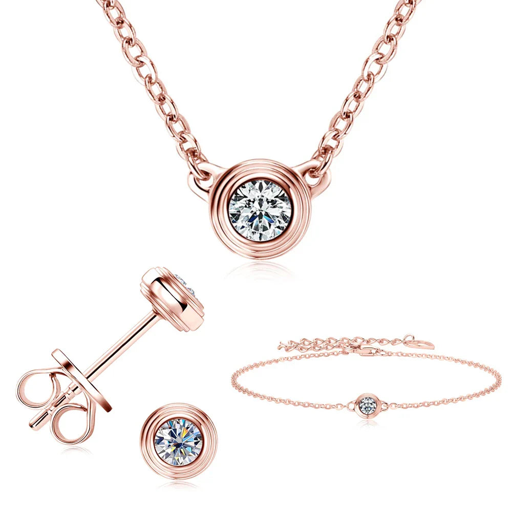 Parure de bijoux en moissanite 3 mm en argent sterling 925 : collier, bracelet et boucles d'oreilles clous