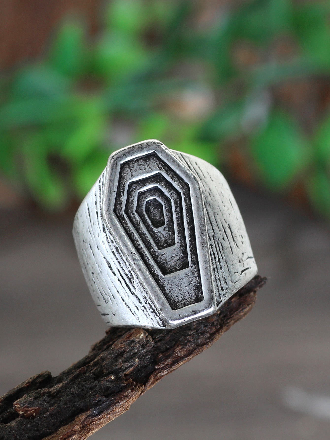 Creative Vintage-style Alloy Ring