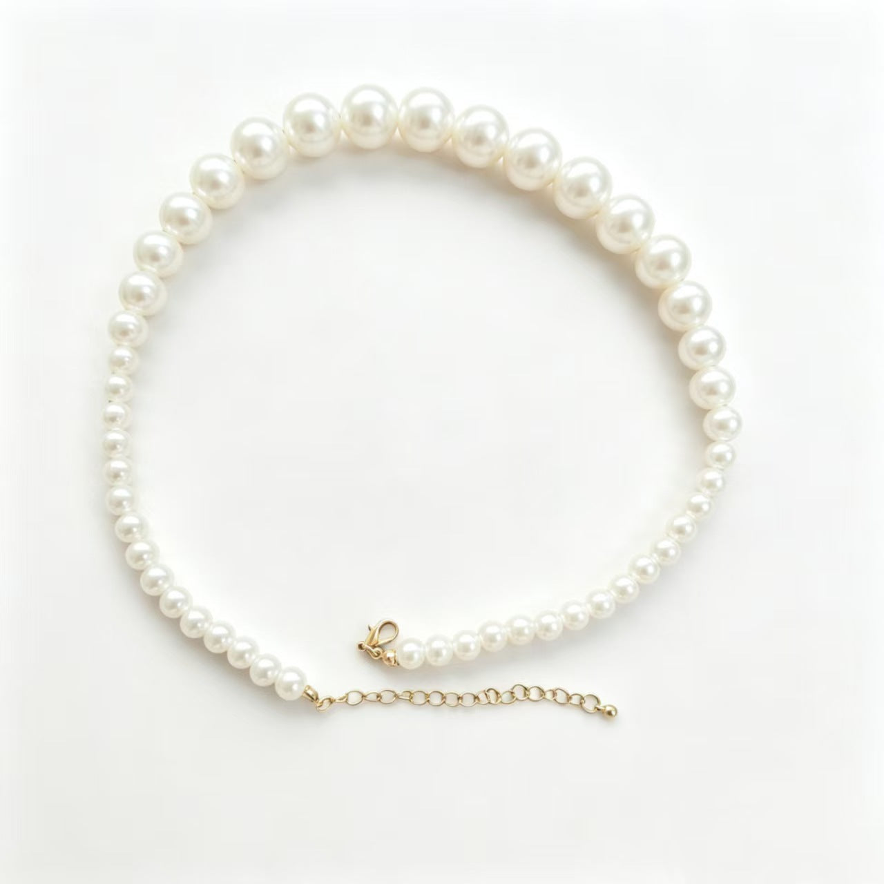 Retro Minimalist Chic French-style Faux Pearl Necklace
