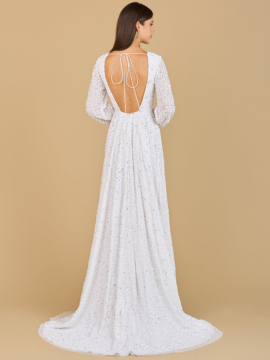 Robe de mariée trapèze à manches longues et perles