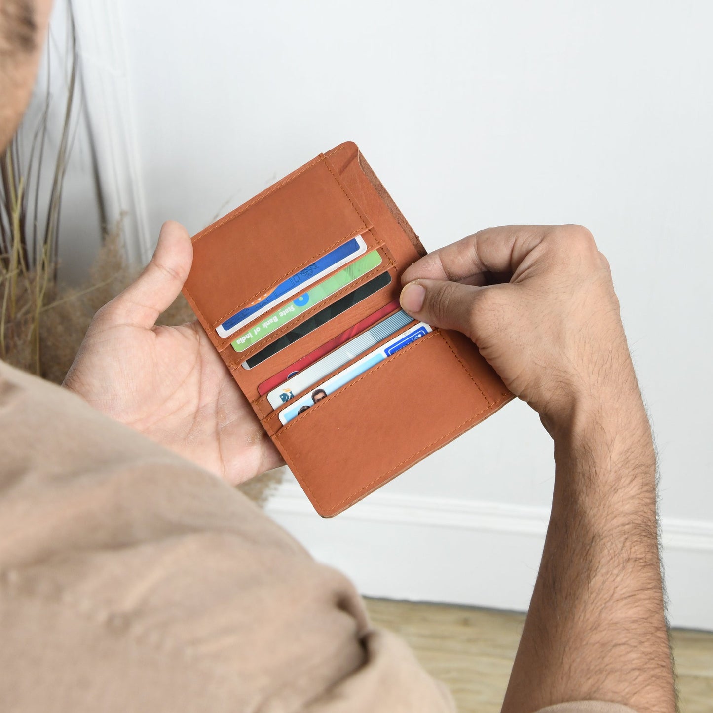 Solomon Slim Bi-fold Wallet - ThisandThatShoppe