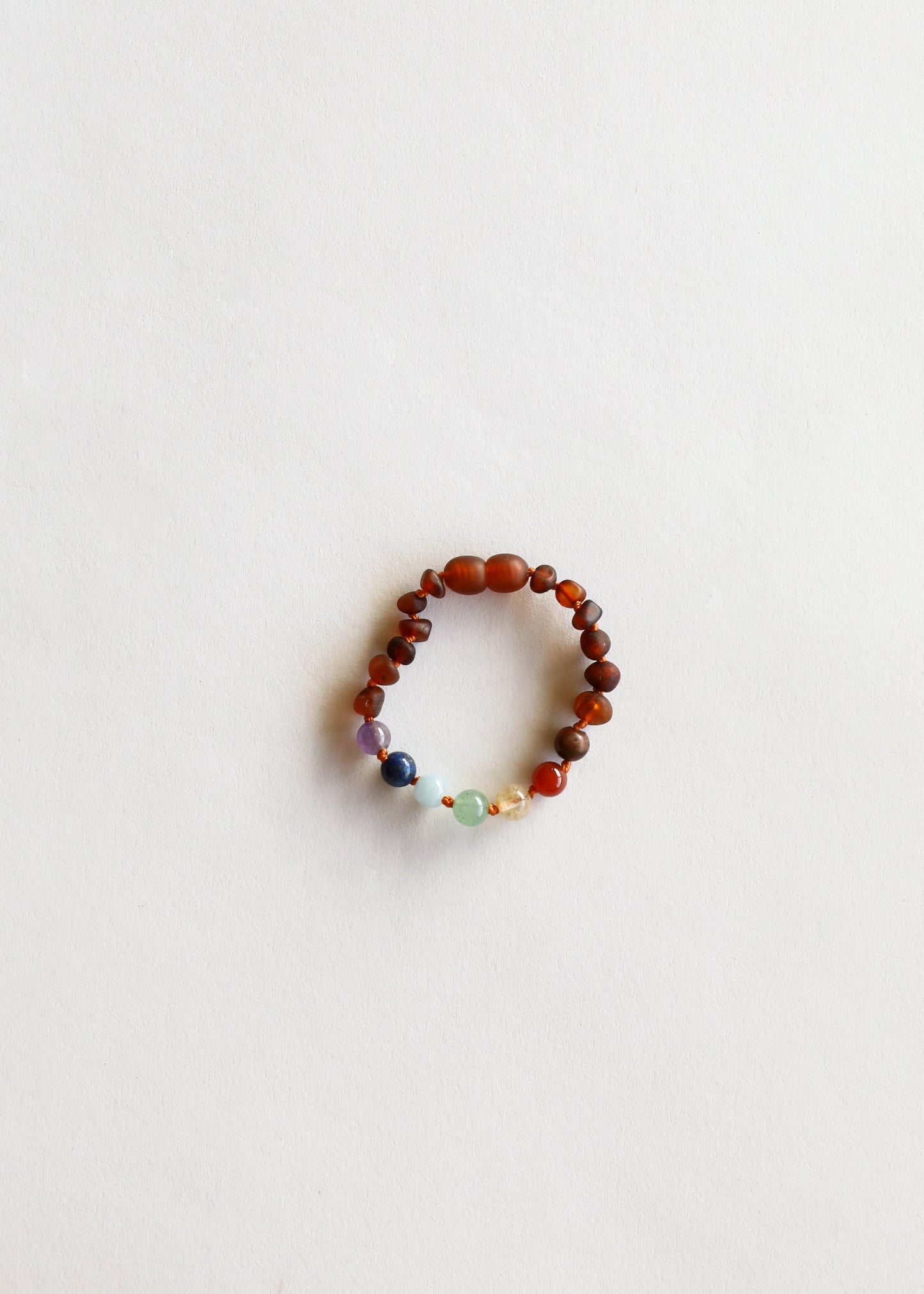 Ambre baltique brut de Cognac + Cristaux CHAKRA || Ensemble de bracelets