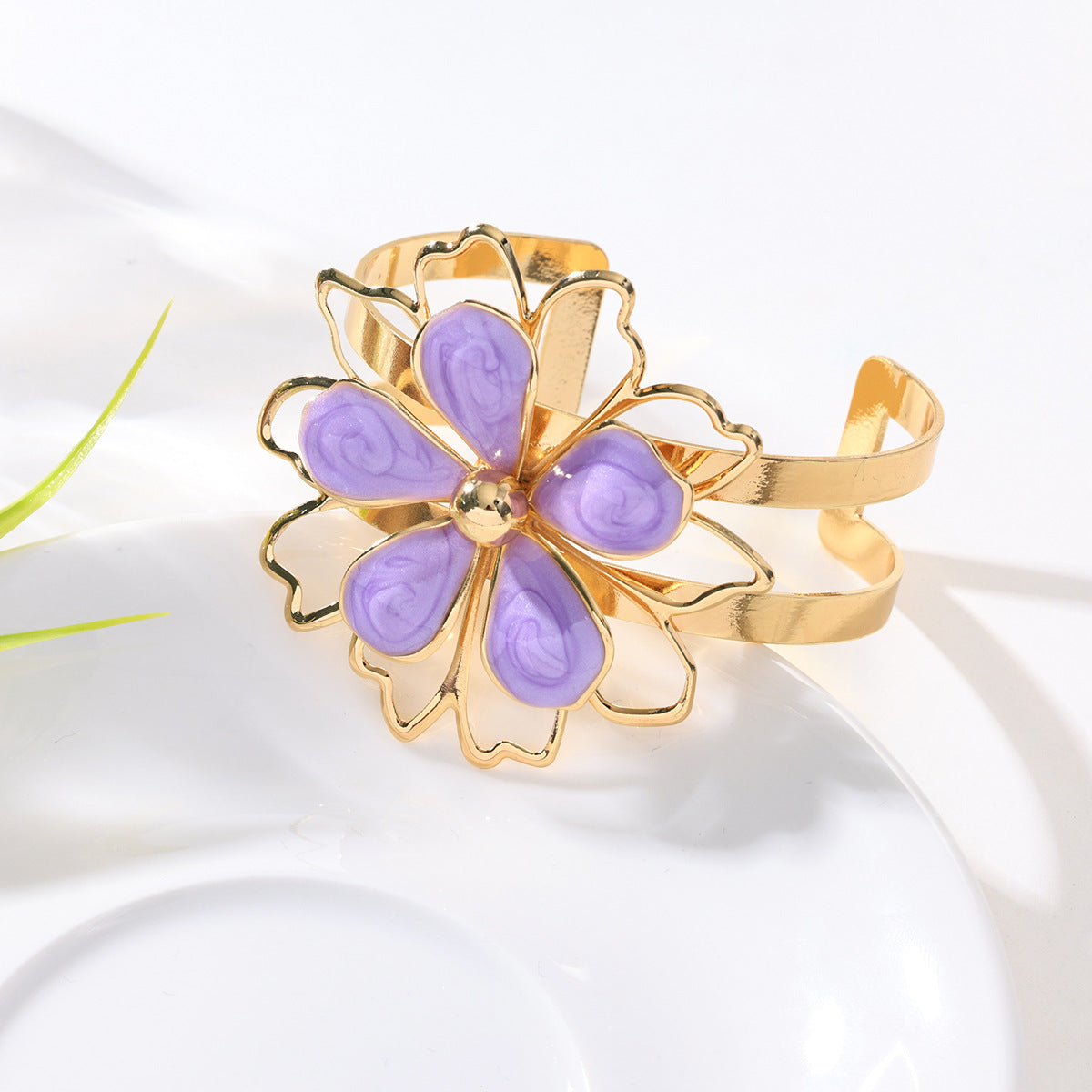 Three-dimensional Flower Ring Bracelet