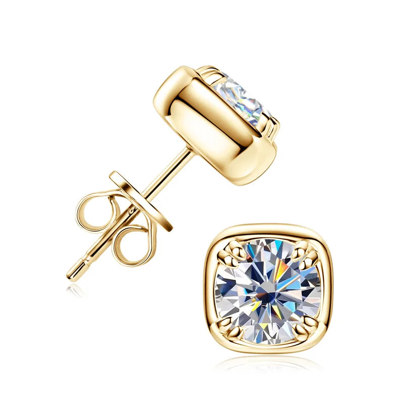 Boucles d'oreilles clous en moissanite ronde 1 carat 6,5 mm, serti carré en argent sterling 925
