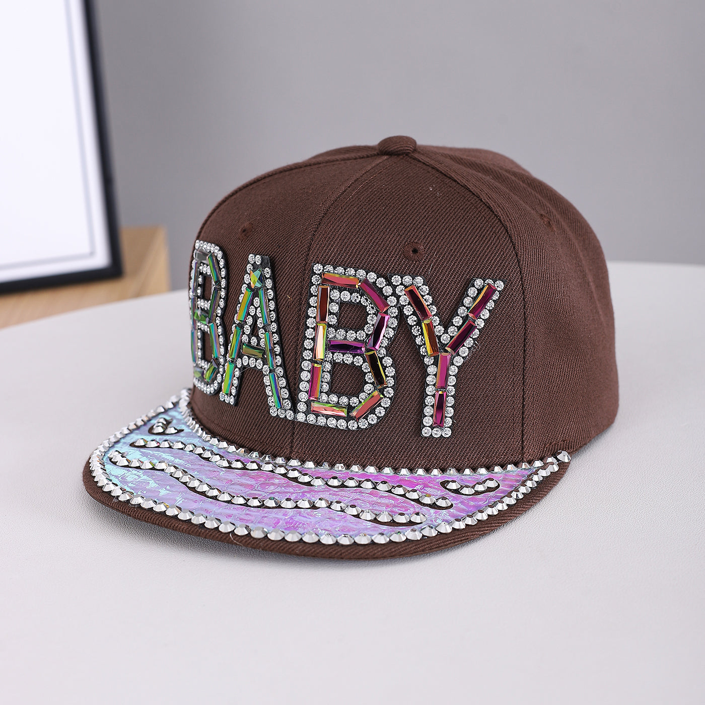 Men's And Women's Identical Colorful Diamond BABY Letter Hot Stamping Diamond Brim Hat. This Stylish Hip-hop Style Flat Brim Hat Is Suitable For Personalized Streetwear Outfits.