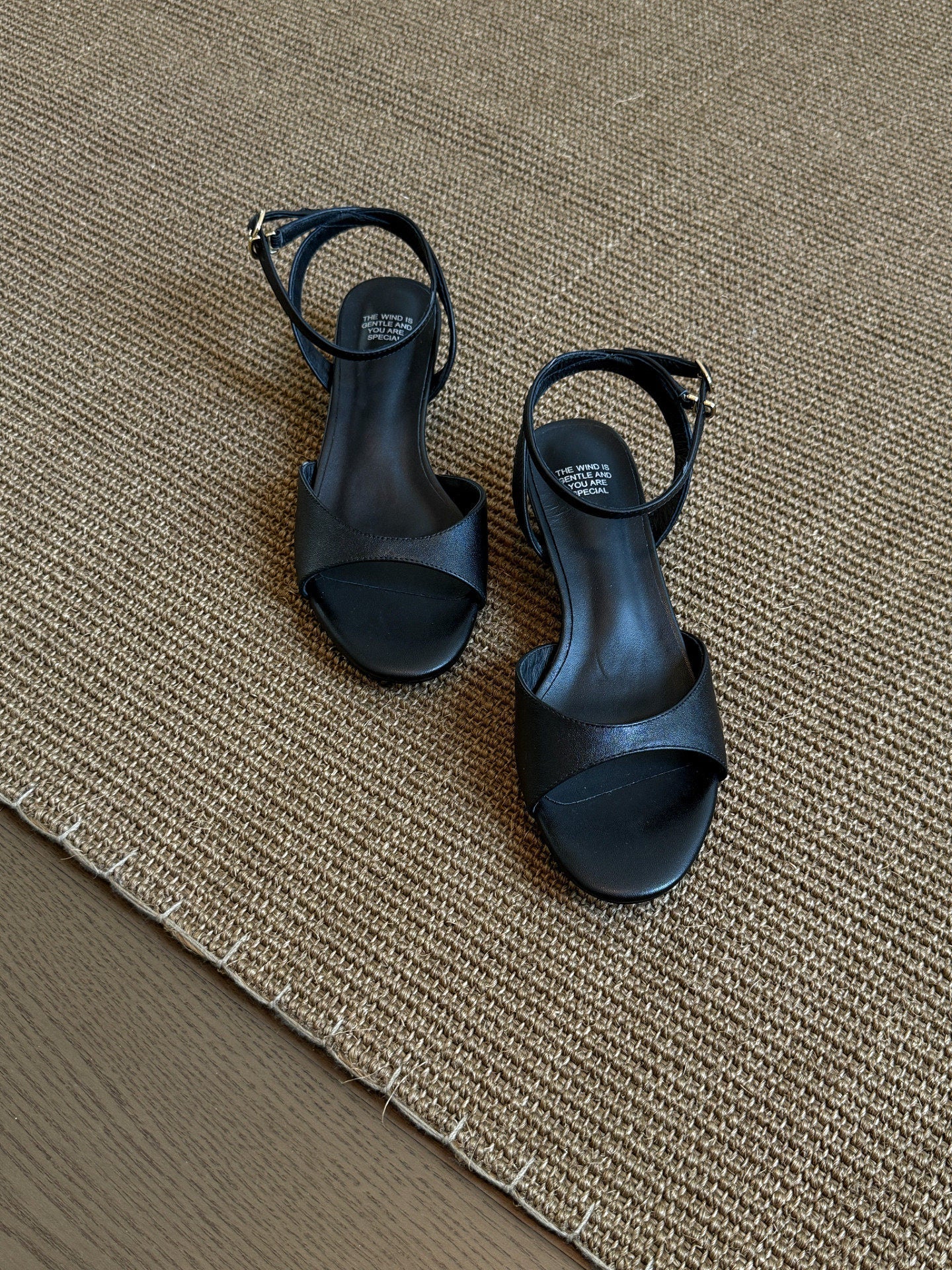 2026 Summer New Women Gentle Retro Sandals, Minimalist Fashion Comfort Kitten Heel Elegant Daily Commute Shoes, Green