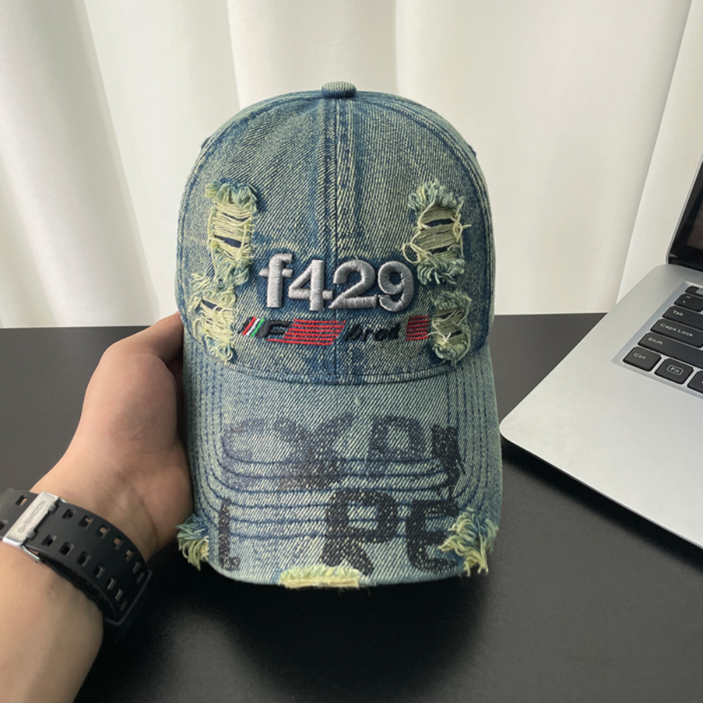 Monochromatic Three-dimensional Embroidered Frayed-edge Personalized Print Brim Trendy Casual Baseball Cap Suitable For Street And Travel Use