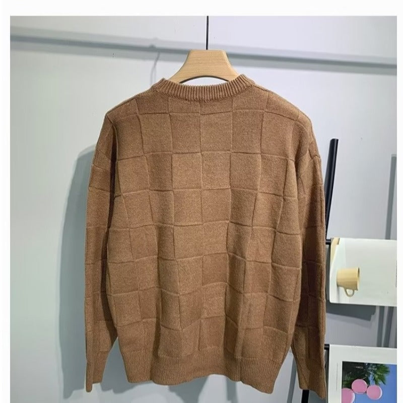 Laid-back Solid-color Checkerboard Knit Sweater