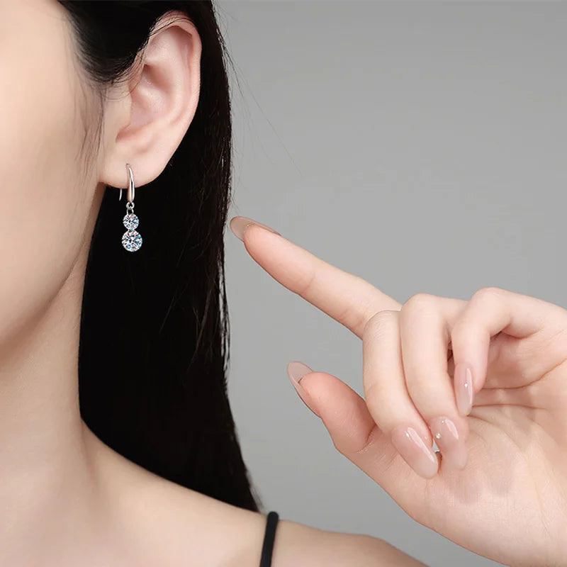 925er Sterlingsilber 1,5 Karat doppelte runde Moissanit-Ohrstecker für Damen