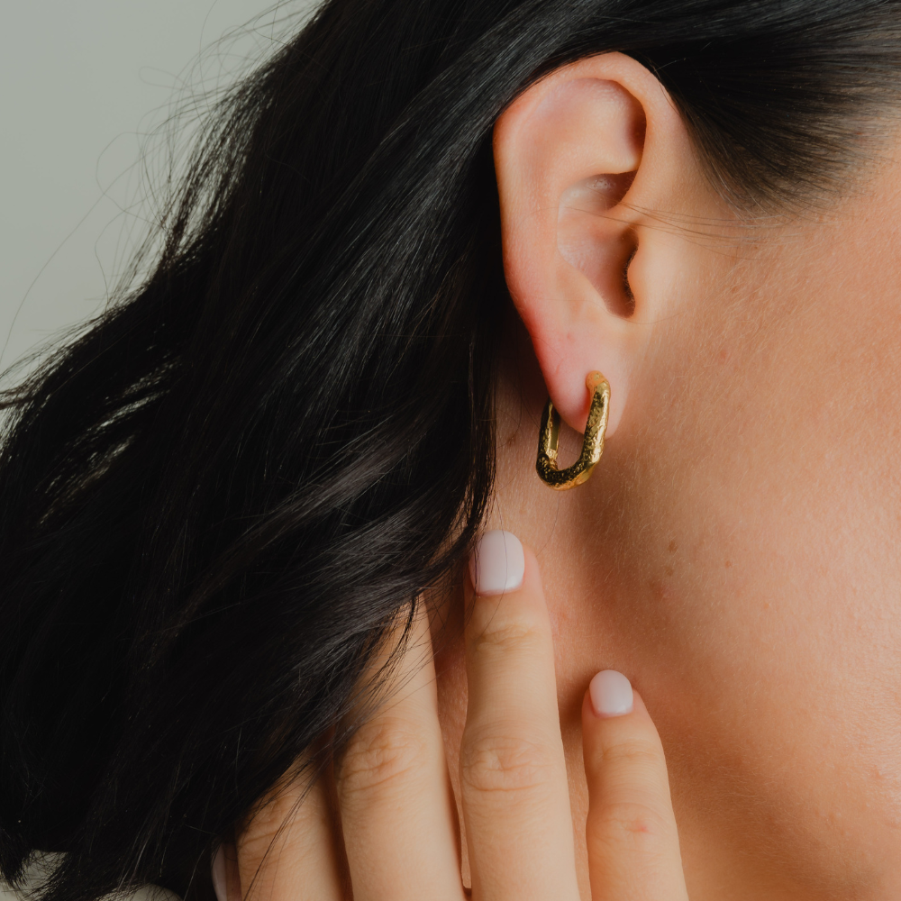 Akira Earrings - ThisandThatShoppe