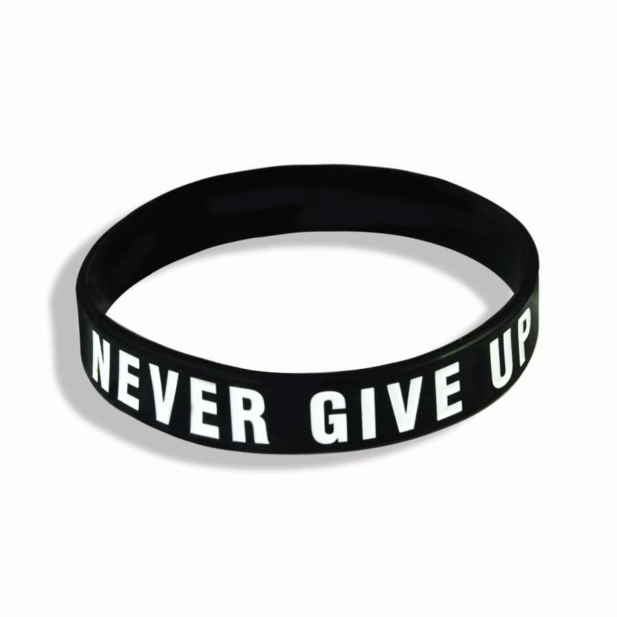 New Trend Motivation "The Road to Dreams" "Never Give Up" Inspirational Silicone Rubber Bracelet Elastic Band Brecelet for Women and Men In Unisex Design