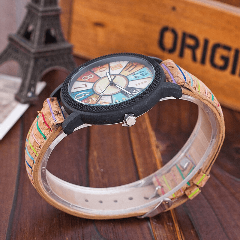 Fashion Casual Vintage Leather Women Quartz Wrist Watch For Women and Girls
