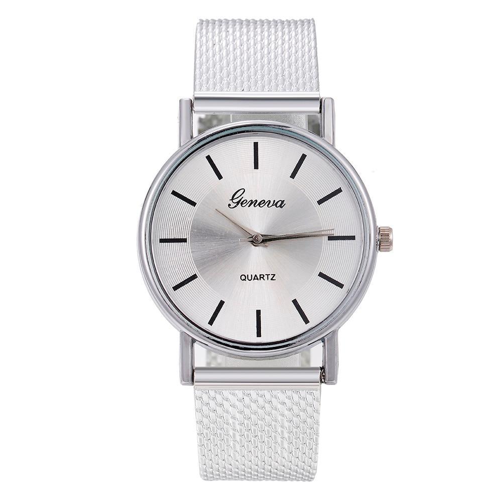 New Women's Casual Silicone Strap Quartz Watch Top Brand Girls Bracelet Clock Wrist Watch For Women and Girls