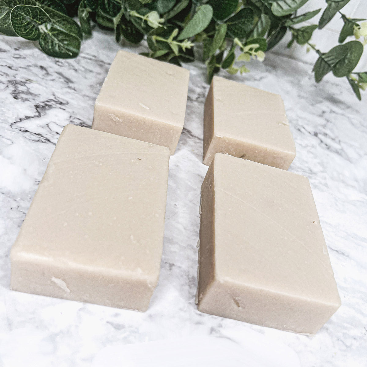 Savon en Pain au Bois de Santal Huile de Bois de Santal Pure et Non Diluée pour Hommes Soin de la Peau Boisé Terreux Musqué