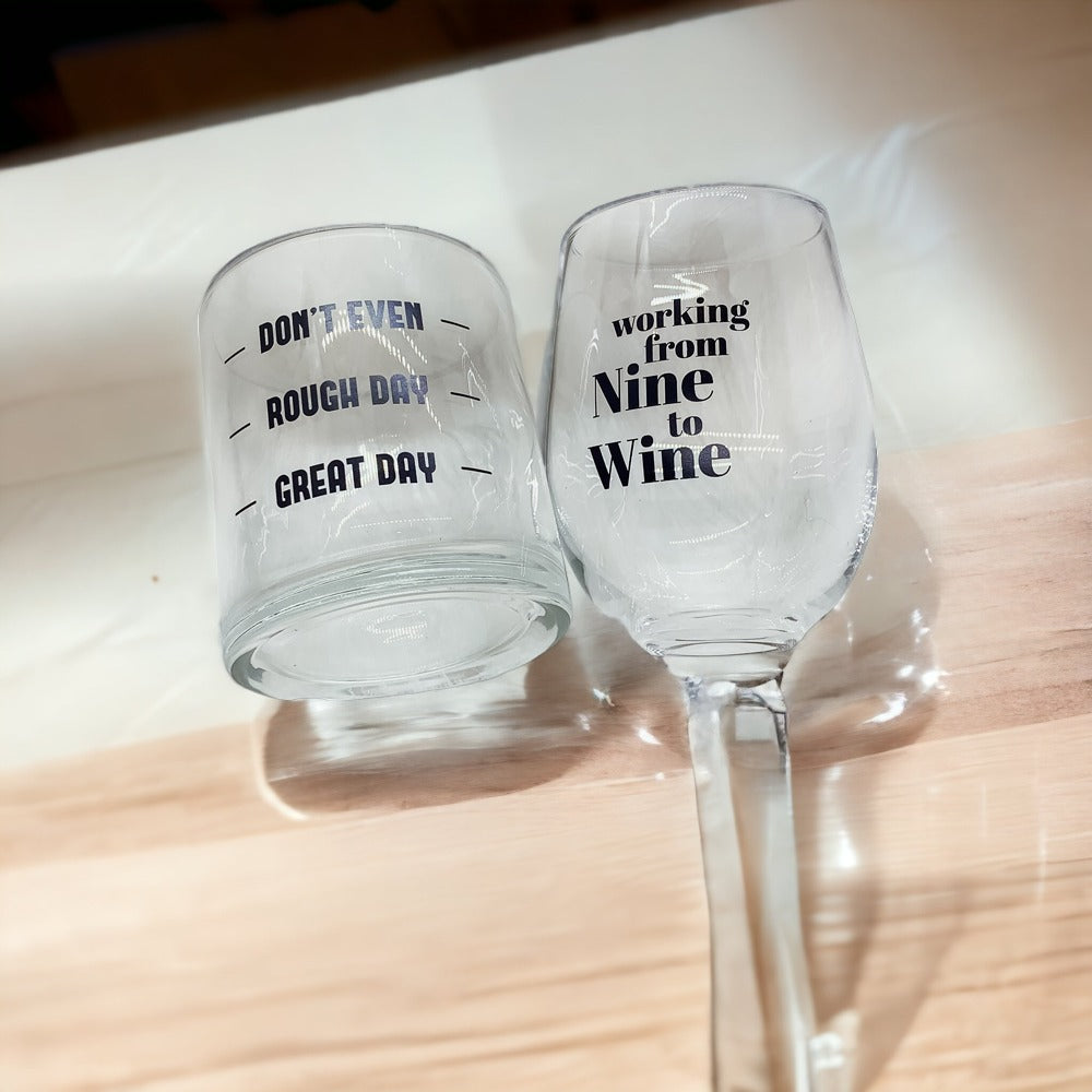 Coffret cadeau de verres sans pied pour whisky ou vin avec dictons amusants et boîte cadeau pour les amateurs de vin