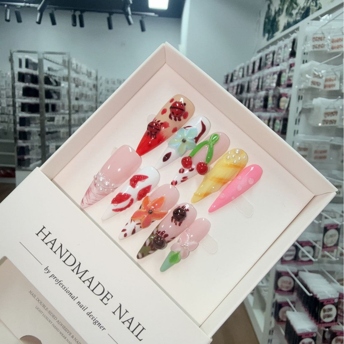 Handmade 3D engraving Pinch Press on Nails Hand painted Color smudge Watercolor handcrafted design Light luxury wear