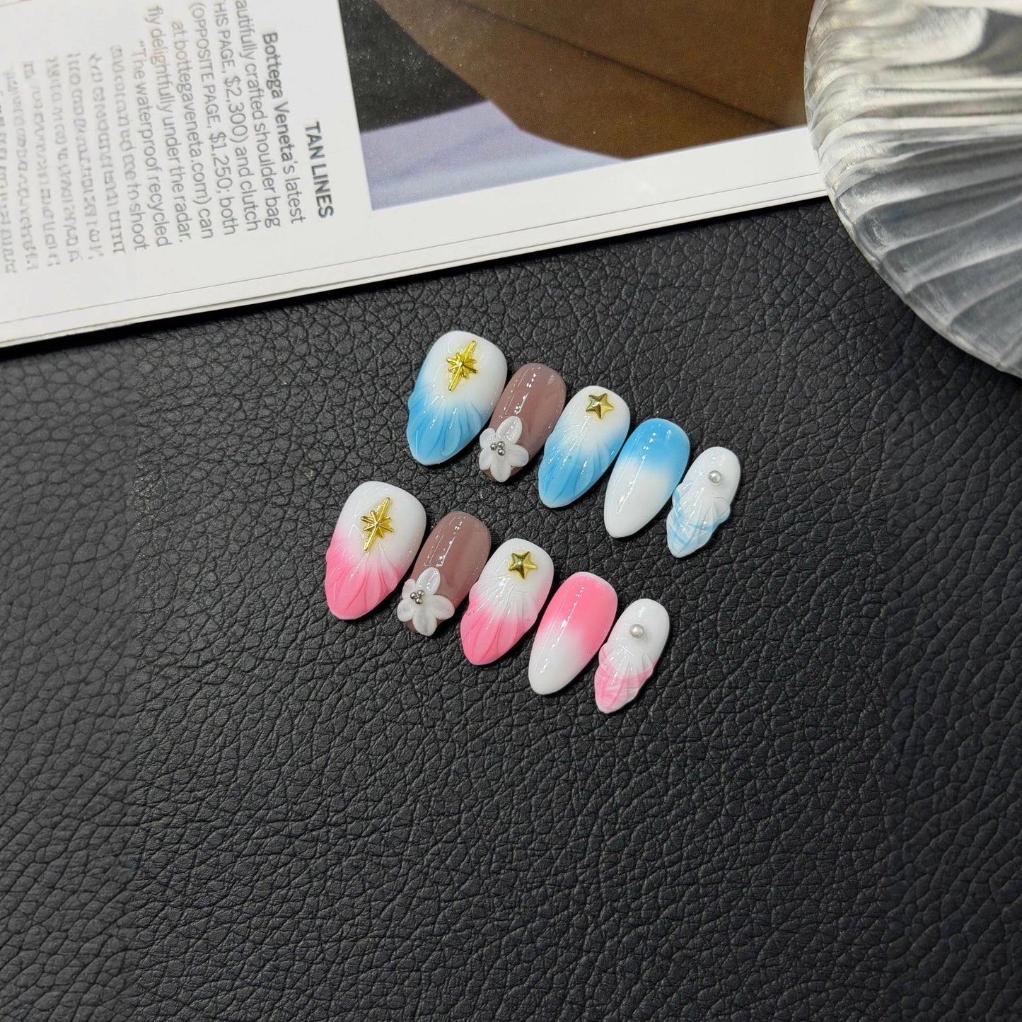 Hot-selling 3D three-dimensional engraved almond nail two-color shell French smudge removable nail piece