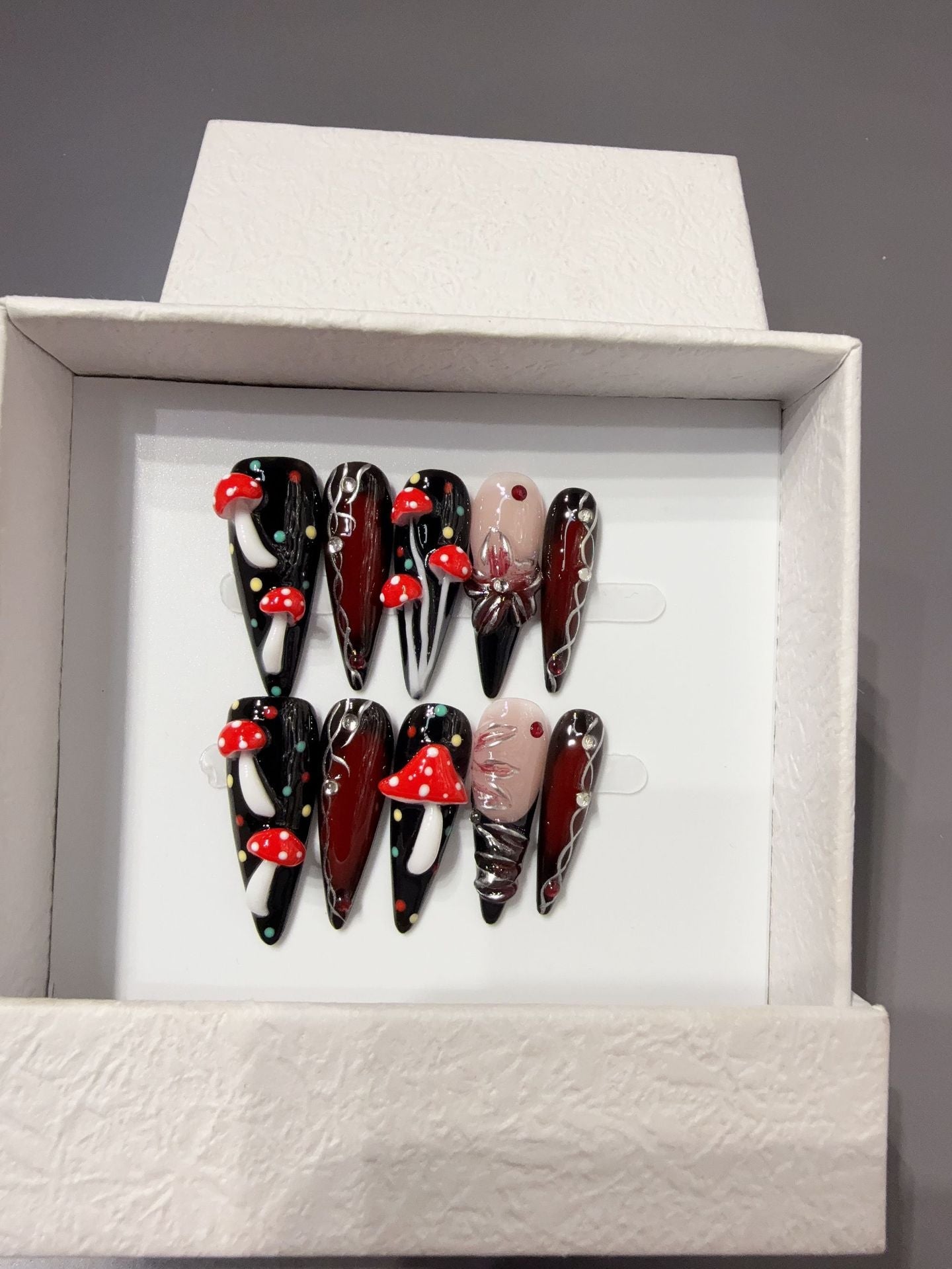 Handmade Press on Nails Cute Cartoon Handmade Nail Factory