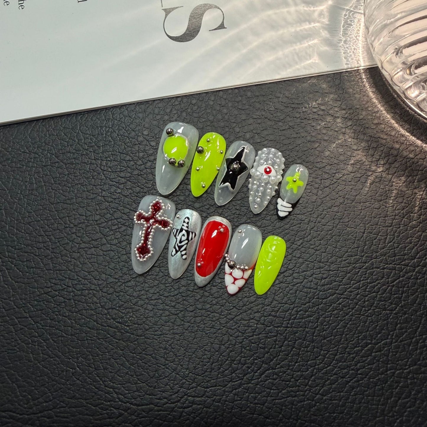 Almond HandmadePress on Nails Metal Embossed Spice Girl Wearable Nail Sticker