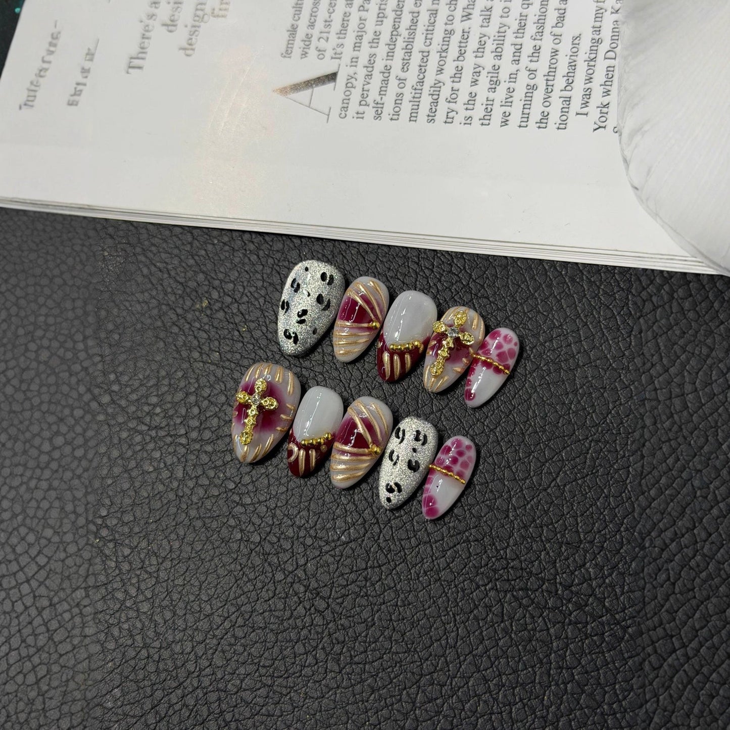 Short almond gold shell with hand-painted cat eye spot outlet Handcrafted press fake