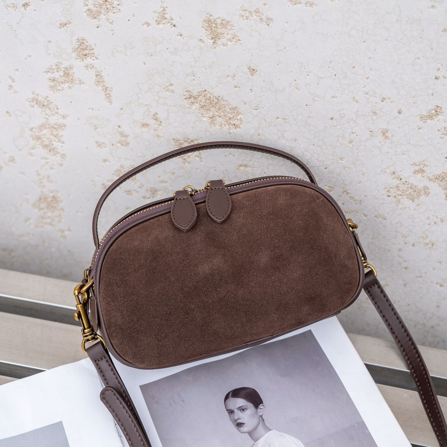 Elegant Small Handbag Women's Handbag – Stylish Crossbody Bag, Versatile Tote Purse with Soft Leather Retro Design