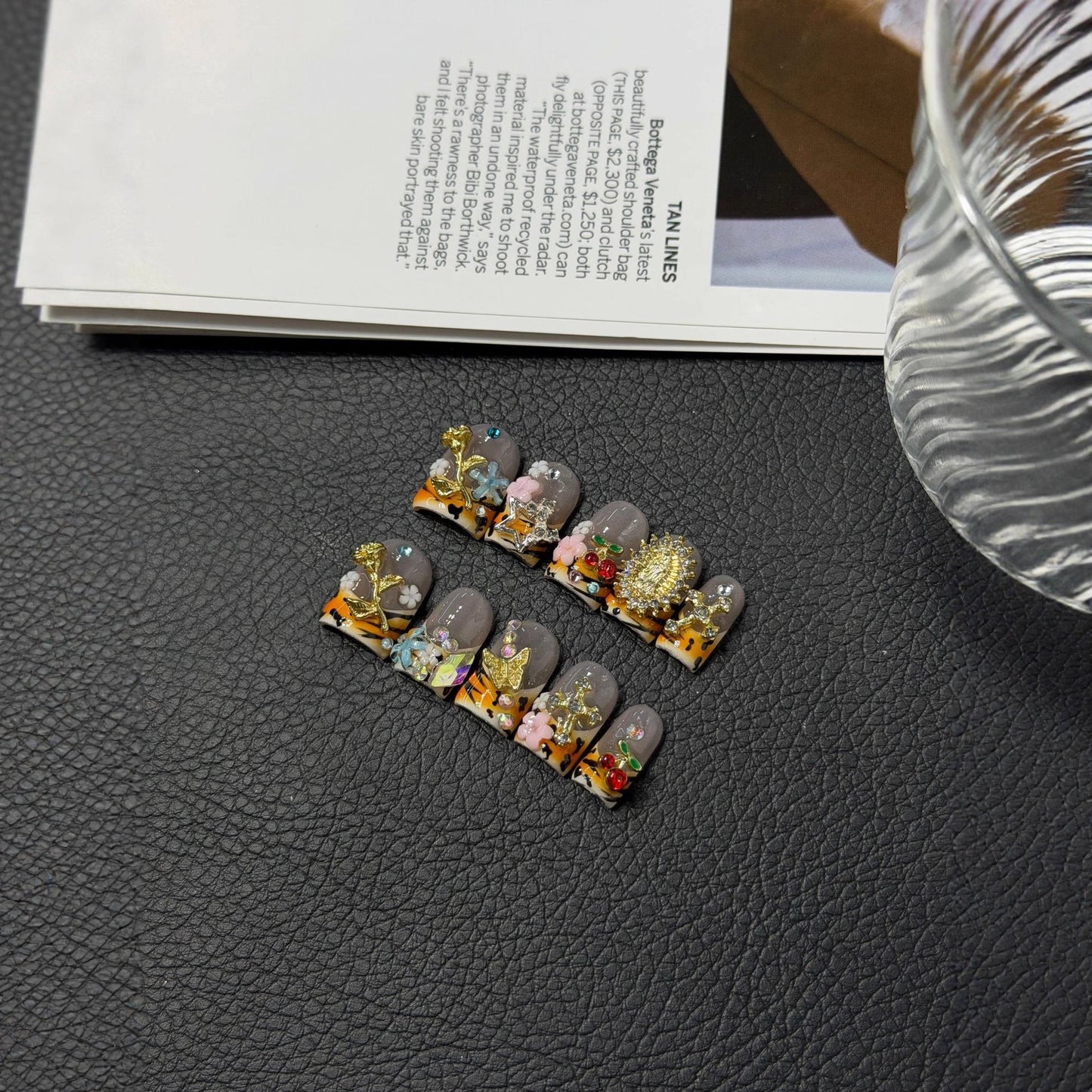 European armor ice through French HandmadePress on Nails gradual change leopard print sweet cool wearable fake