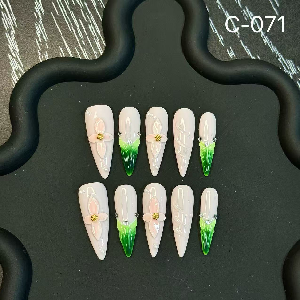HandmadePress on Nails Personality 3D Carved Spice Girl Explosion Super Long Tip