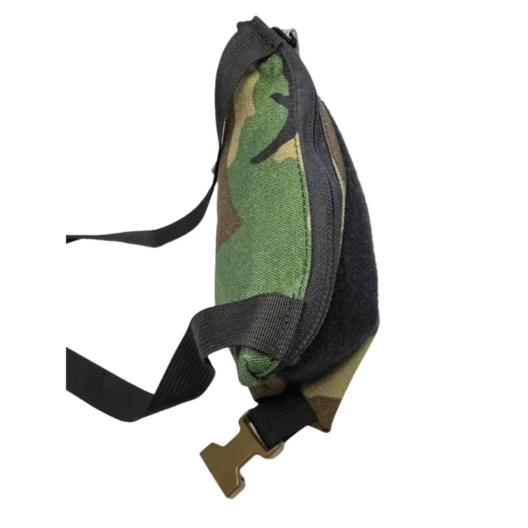 Woodland Minimalist Chest RigSporting GoodsVersatile. Rugged. 100% American Made.
Designed with function and durability in mind, the Woodland Chest Rig is a reliable solution for nearly any adventure. Whethe