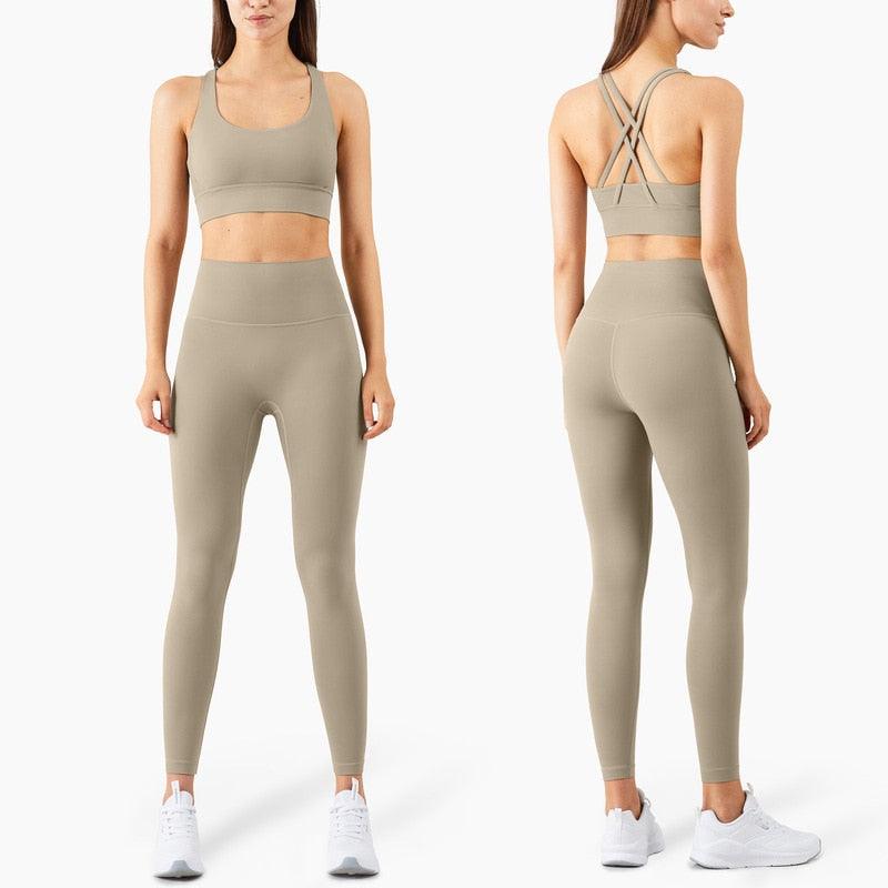 Beautiful Fitness Female Full Length Leggings 19 Colors Running Pants High Waist Seamless Leggings Fitness Tight Running Gym Women Push Up Sport Leggings Workout Seamless Yoga Pant Comfortable Pants