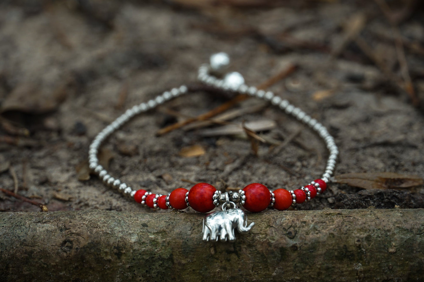 Boho Silber Fußkettchen mit rotem Elefanten-Anhänger Strand Sommer