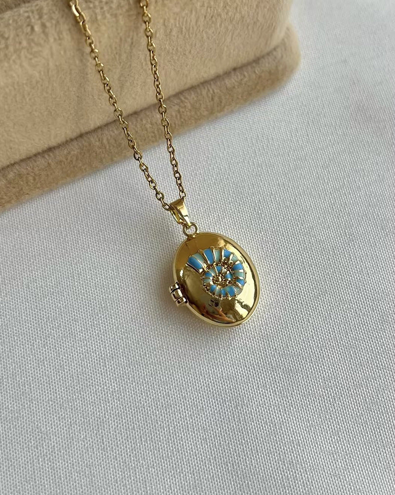 Personality Trend Retro Painted Necklace Pendant