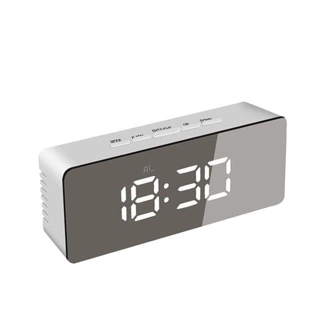 Digital Alarm Clock Desk Table Clock 3 Alarm Sounds Adjustable Volume Easy Digital Alarm Clock for Kids and Adults Compact Desk & Shelf Clocks for Bedroom Curved LED Screen Alarm Clocks For Kid Bedroom Temperature Snooze Function Home Decor Watch