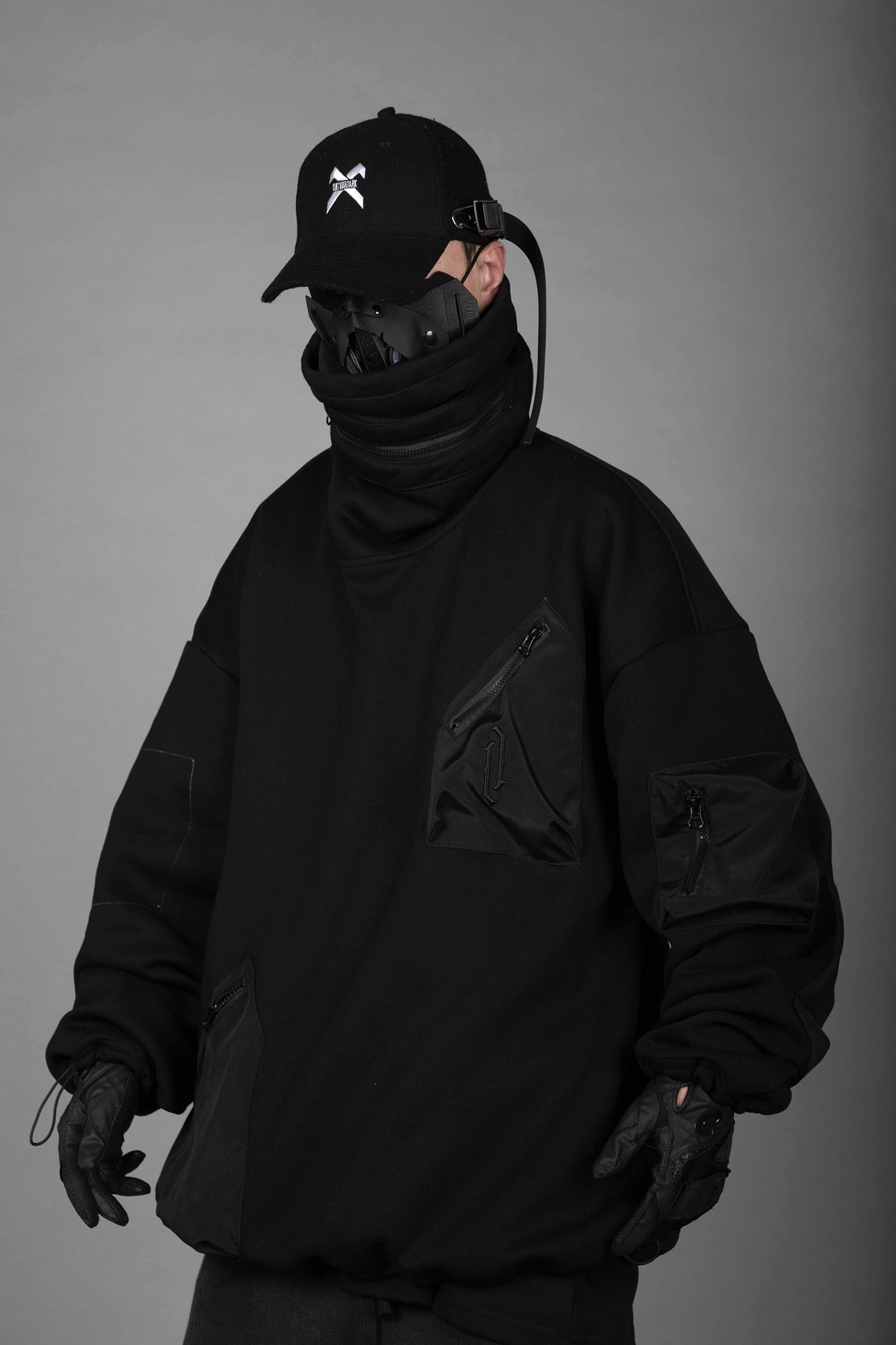 Sweat à capuche utilitaire noir HiH33