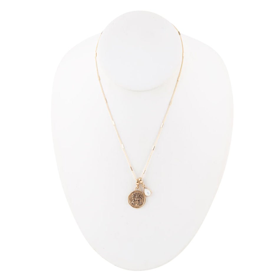 Gémeaux - Collier Pendentif Charm en Nacre Blanche et Or Signe Astrologique