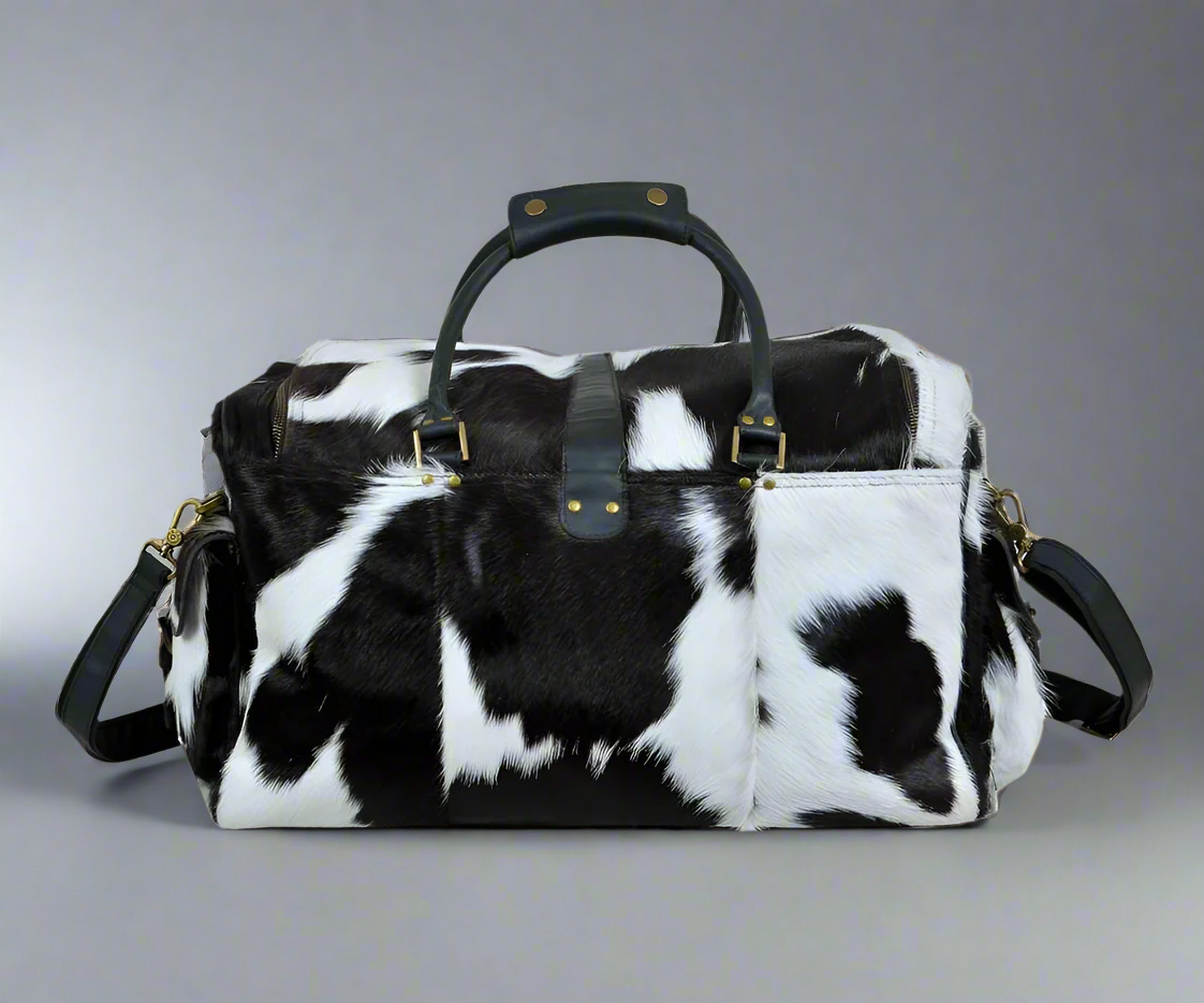 Reisetasche aus Kuhfell mit Haaren