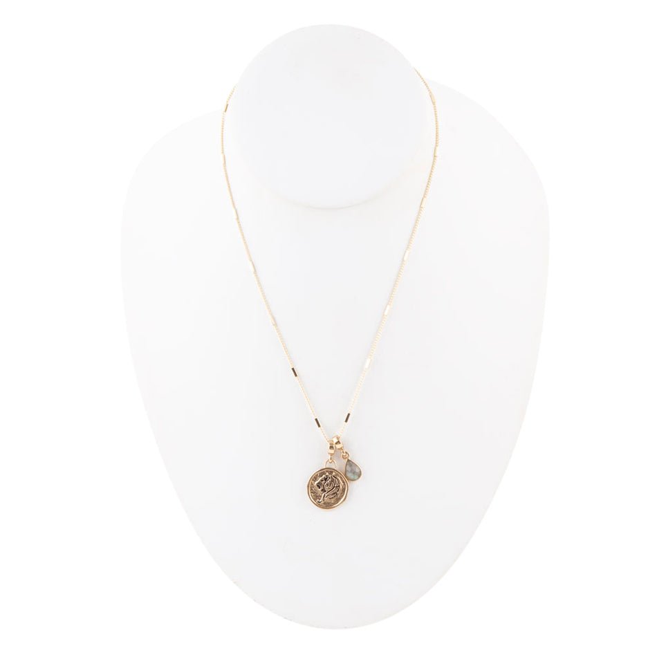 Lion - Collier doré à pendentif Labradorite grise du Zodiaque