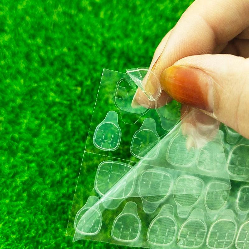 Double Sided False Nail Art Adhesive Tape Glue Sticker Tips Fake Nail Acrylic Manicure Gel Makeup Tool Self Adhesive Nail Glue Sticker for False Nail Tips Waterproof Breathable Jelly Gel Nail Tape Glue Stickers for False Nails Tips