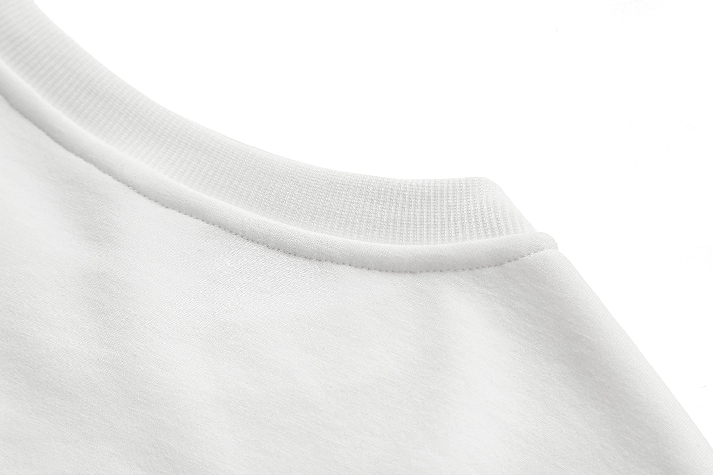 Pull brodé carpe koï bleu SW9015