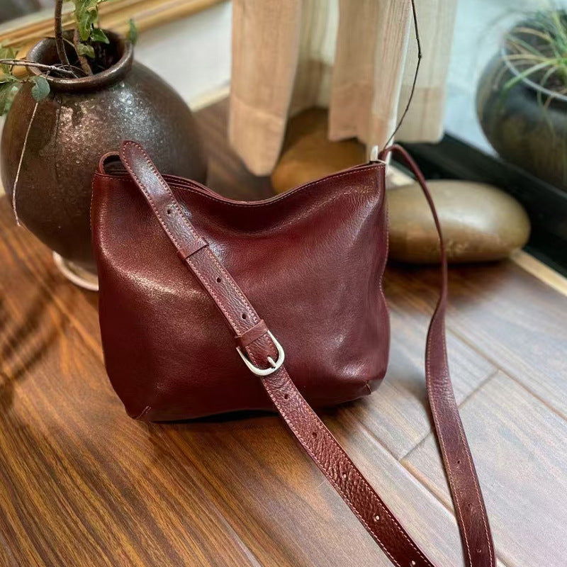 Womens Fashionable Washed-Effect Minimalist Shoulder Bag