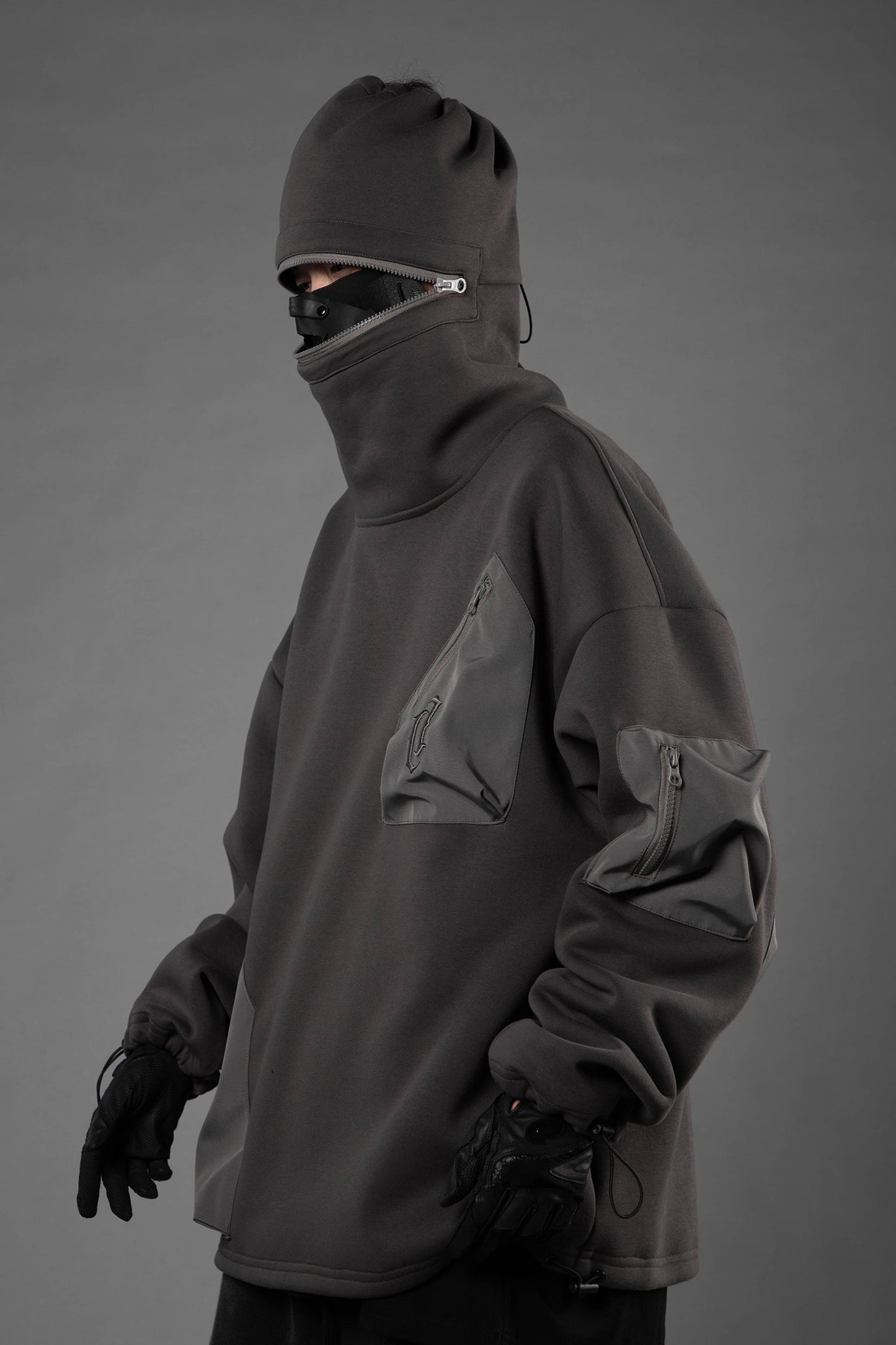 Sweat à capuche utilitaire gris HiH33