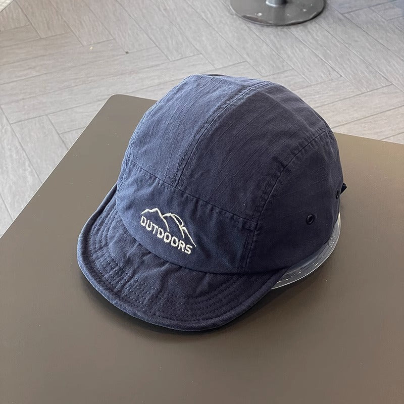 High-quality Japanese-style Baseball Cap With A Short Brim