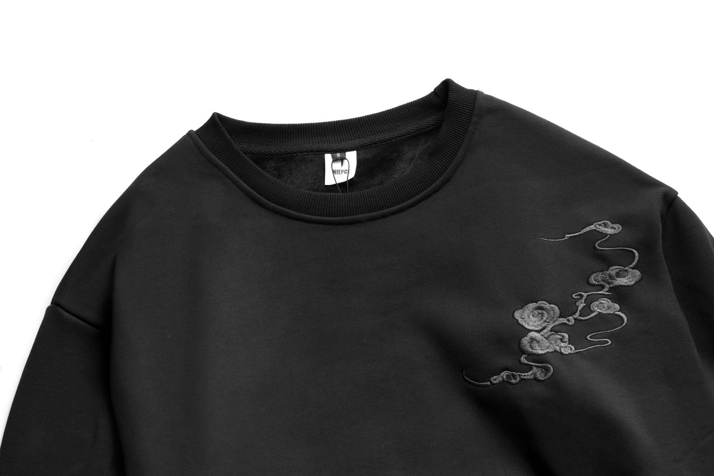 Pull Kirin brodé SW9102