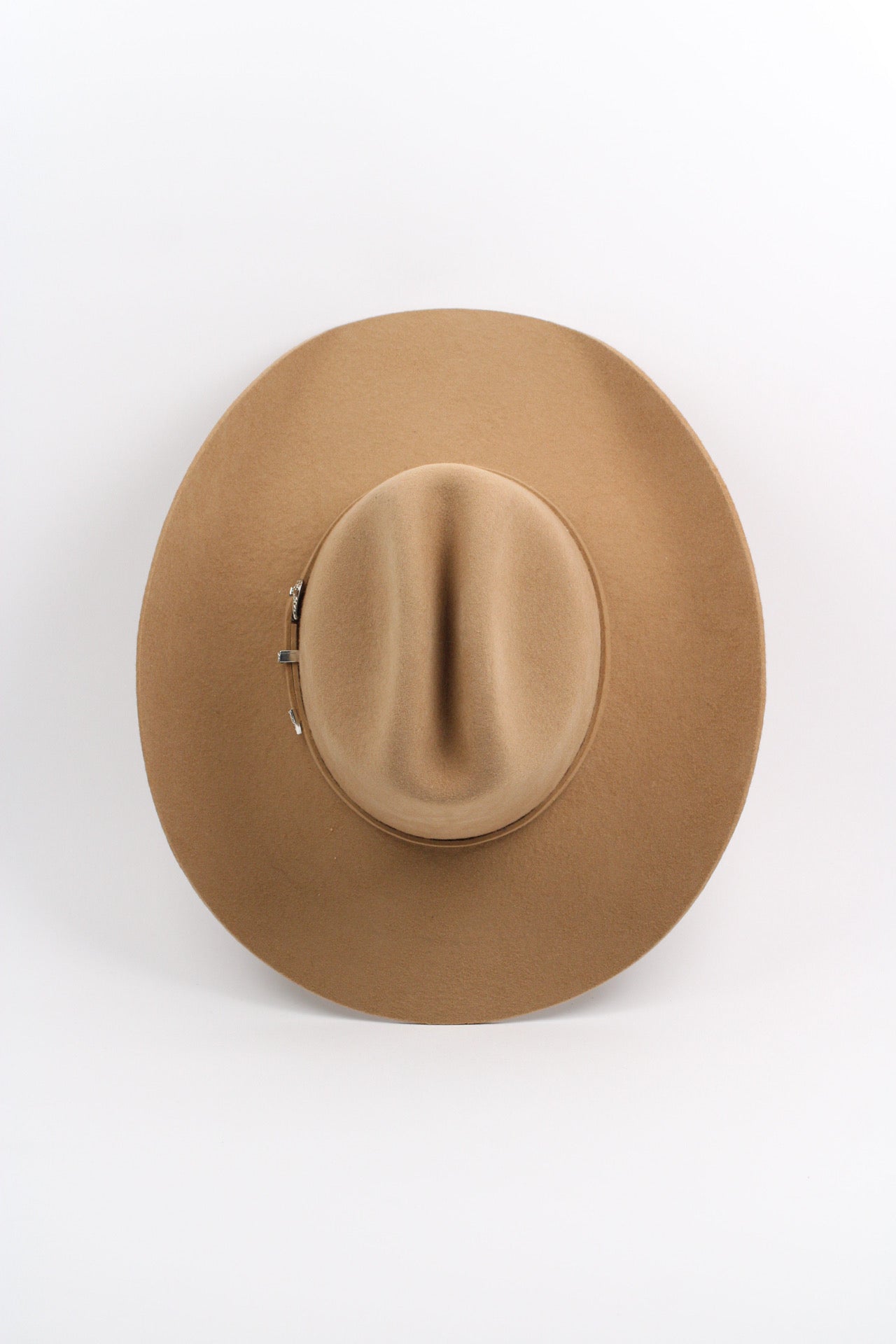 Mustang - Chestnut